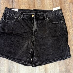 GAP Black Jean Shorts Mid Rise Girlfriend